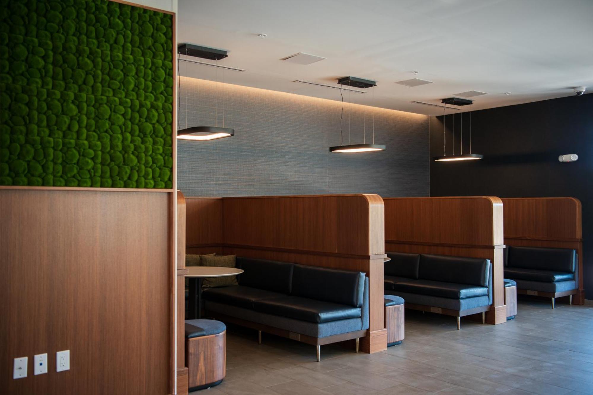 Courtyard By Marriott Lake City Extérieur photo